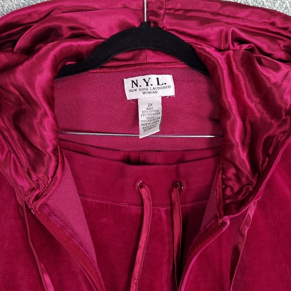 Maroon Velour Hoodie Set, New York Laundry, Plus Size 2XL - Picture 2 of 14